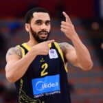 Στην τελική ευθεία του Μήτρου Λονγκ