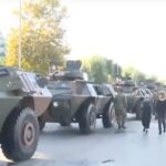 Θεσσαλονίκη: Τελευταίες προετοιμασίες για την παρέλαση – Συγκεντρώνεται ο κόσμος (vid)