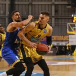 ΑΡΗΣ- Περιστέρι: Το ρεσιτάλ τριπόντων των κιτρίνων που “σκότωσε” τους Περιστεριώτες! (vid)