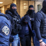 Ρέντη: «Συμμετείχα στα επεισόδια, δεν ήθελα να βλάψω κανέναν» – Τι είπε στον ανακριτή ο 18χρονος (vid)