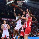 Ολυμπιακός – Βαλένθια 56-63: Ήττα για τους ερυθρόλευκους στο ΣΕΦ