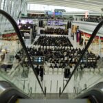 Εκατό Έλληνες εγκλωβισμένοι στο αεροδρόμιο της Βουδαπέστης! (vid)