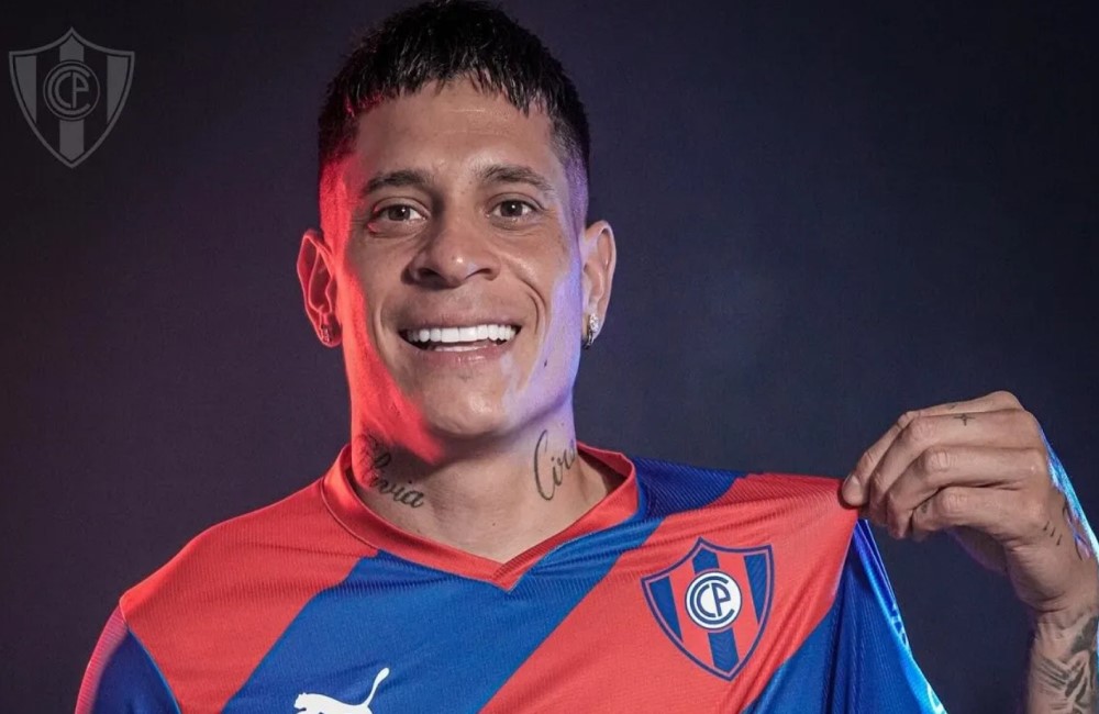 Και επίσημα στη Σέρο Πορτένιο ο Ιτούρμπε