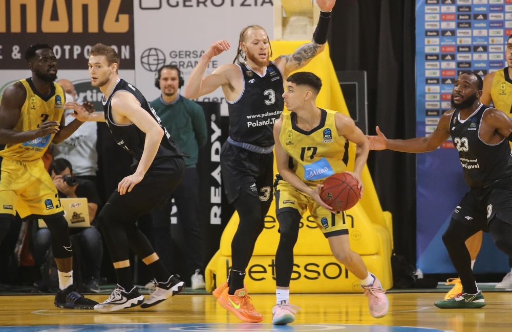 Με Λέφα και Καζαμία η Εθνική Εφήβων