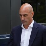 Ρουμπιάλες: Κατηγορείται ότι παρενόχλησε και παίκτρια της Αγγλίας στον τελικό του Παγκοσμίου Κυπέλλου