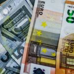 Ευρώπη: Το ευρώ έκλεισε 25 χρόνια (vid)