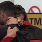 Επέστρεψε στην Ελλάδα ο 20χρονος δόκιμος του πλοίου που καταλήφθηκε στο Ομάν (vid)