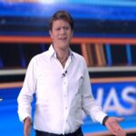 Mitsi VAR- «The Chase»: Ο Κασσελάκης αφήνει άφωνη την Μπεκατώρου με τις απαντήσεις του (vid)