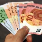 Κατώτατος μισθός: Πότε ανακοινώνεται η αύξησή του – Πότε θα εφαρμοσθεί