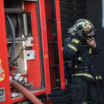 Αθήνα: Ταυτόχρονες πυρκαγιές σε σταθμευμένα αυτοκίνητα σε διάφορες περιοχές (vid)