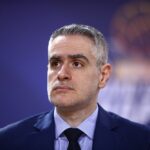 Το διπλό βλέμμα στην αγορά και η προθεσμία της Παρασκευής