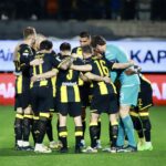 To βράδυ της ιστορίας και… της επόμενης χρονιάς