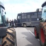 Αγρότες: Συνάντηση στο Μαξίμου την Τρίτη (vid)