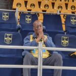 Ο παππούς του Ρόνι Χάρελ στο Nick Galis Hall (pics)