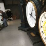 Αλλαγή ώρας: Συλλέκτης ρύθμισε χειροκίνητα 2.000 ρολόγια! (vid)