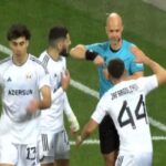 Πήγε για high five στον διαιτητή και τελικά είδε την κόκκινη κάρτα! (vid)
