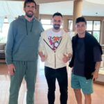 Η «κιτρινόμαυρη» συνάντηση του εκτιμητή του «Cash or Trash» με τους ποδοσφαιριστές του ΑΡΗ