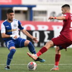 Παίκτης του Ατρομήτου μπήκε στο γήπεδο με τη νεογέννητη κορούλα του! (vid)
