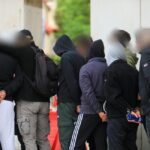 Τρεις χούλιγκαν σε διαπραγματεύσεις με την ΕΛ.ΑΣ. για να παραδοθούν για τη δολοφονία Λυγγερίδη (vid)