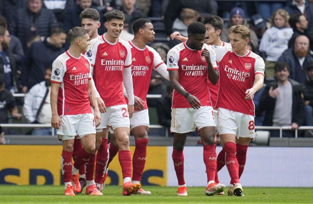 Τότεναμ – Άρσεναλ 2-3: Περίπατος στο ντέρμπι για την πρωτοπόρο