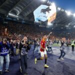Ρόμα: Με πρόστιμο τιμωρήθηκε ο Μαντσίνι για τη σημαία που κρατούσε κατά της Λάτσιο (vid)