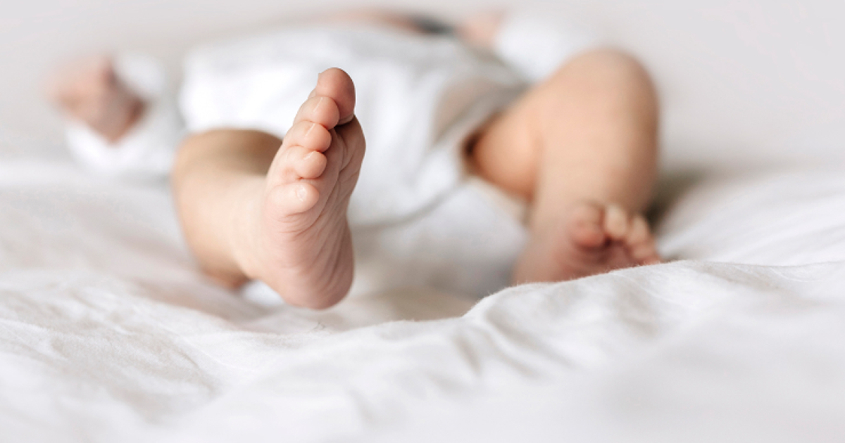 Θεσσαλονίκη: Σοκάρει ο Αρχιφύλακας που άκουσε το κλάμα του βρέφους στο μπαλκόνι (vid)