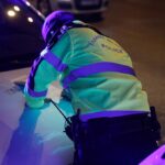 Λαμία: Κόλλησε «κηδειόχαρτα» γι’ αυτόν που τον «κάρφωσε» στην Τροχαία (vid)