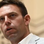 Aρνείται να παραιτηθεί ο Φάμελλος, παρά την απόφαση του Κασσελάκη