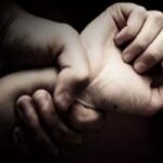 Λάρισα: Προφυλακίστηκε ο εκπαιδευτικός που κατηγορείται για κατάχρηση ανήλικου σε ασέλγεια