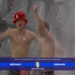 Γερμανία – Δανία: Οπαδοί της Δανίας διασκέδαζαν στη βροχή χωρίς τις μπλούζες τους (vid)