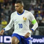 Ο Εμπαπέ… απαίτησε το περιβραχιόνιο του αρχηγού (vid)