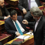 Φραστικό επεισόδιο Γεωργιάδη-Πολάκη στη Βουλή (vid)