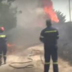 Συγκλονίζουν οι εικόνες από την πυρκαγιά στον Τρίλοφο Θέρμης (vid)