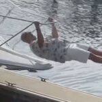 Προσέδεσαν σε λιμάνι με απίθανο τρόπο! (vid)
