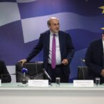 Εξειδίκευση των μέτρων της ΔΕΘ: Χατζηδάκης, Δήμας και Πετραλιάς για αυξήσεις αποδοχών και μειώσεις φόρων
