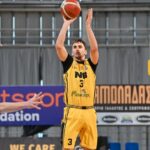 Επαγγελματικό συμβόλαιο ο Τσαχτσίρας