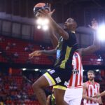Βαριά ήττα για τον ΑΡΗ, άργησε να μπει στον αγώνα κατά ένα… δεκάλεπτο
