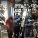 Ανήλικοι Ρομά ρημάζουν καταστήματα και… προκαλούν, στέλνοντας φιλάκια στις κάμερες (vid)