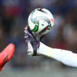 Ο Ζιντάν περιμένει στη γωνία (vid)