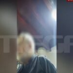 Ιερέας παίρνει… αμοιβή από πιστούς για να τους ρίξει τα χαρτιά (vid)