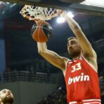 Εύκολο «διπλό» για Ολυμπιακό με ΑΕΚ (vid)