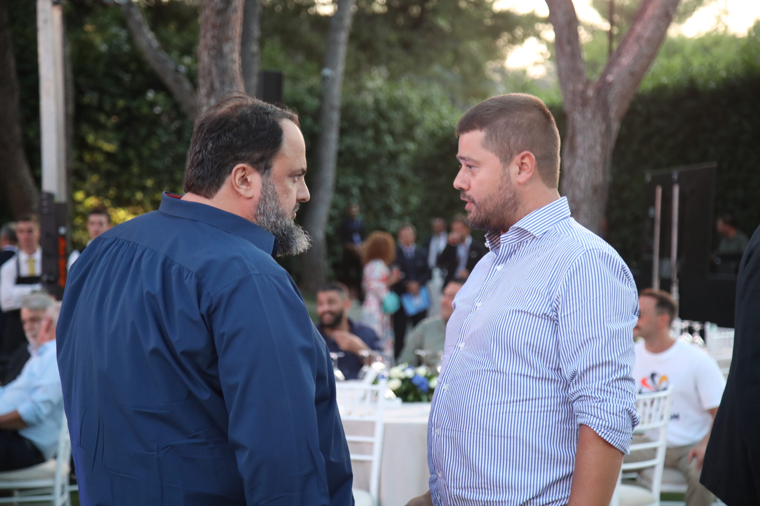 Γκαγκάτσης: “Άξιος σεβασμού ο Μαρινάκης, δεύτερος πατέρας ο Σαββίδης” (vid)