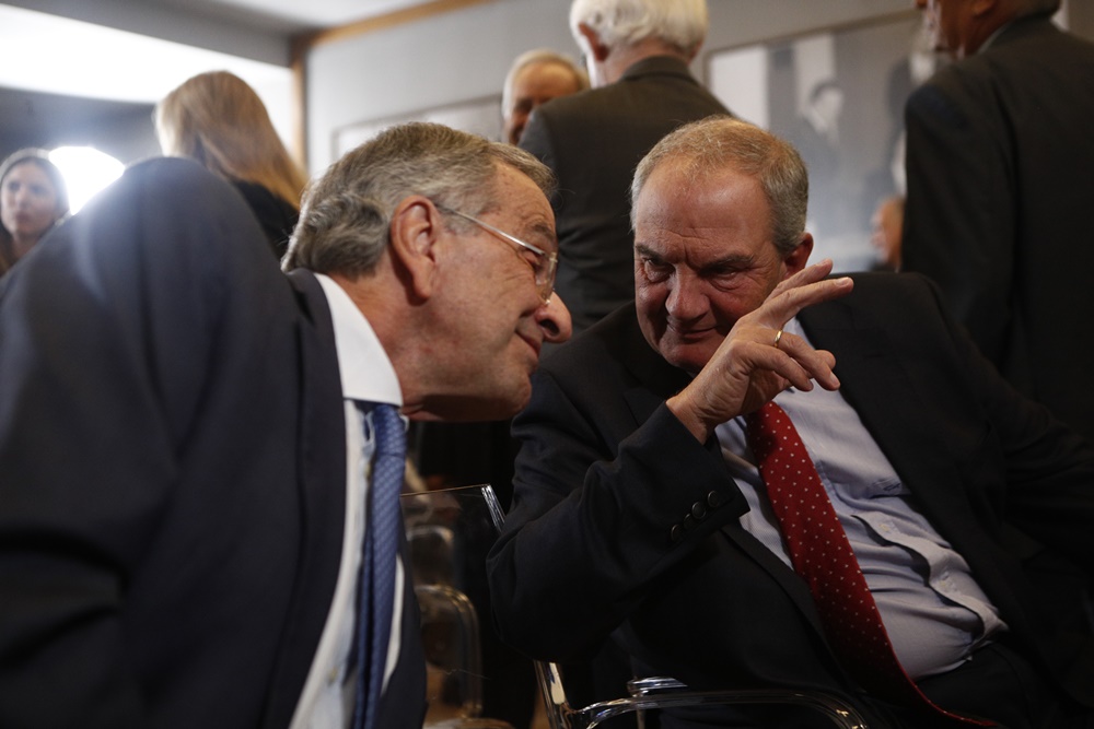 O Αντώνης Σαμαράς προτείνει Καραμανλή για ΠτΔ και ζητάει… παραίτηση Γεραπετρίτη!