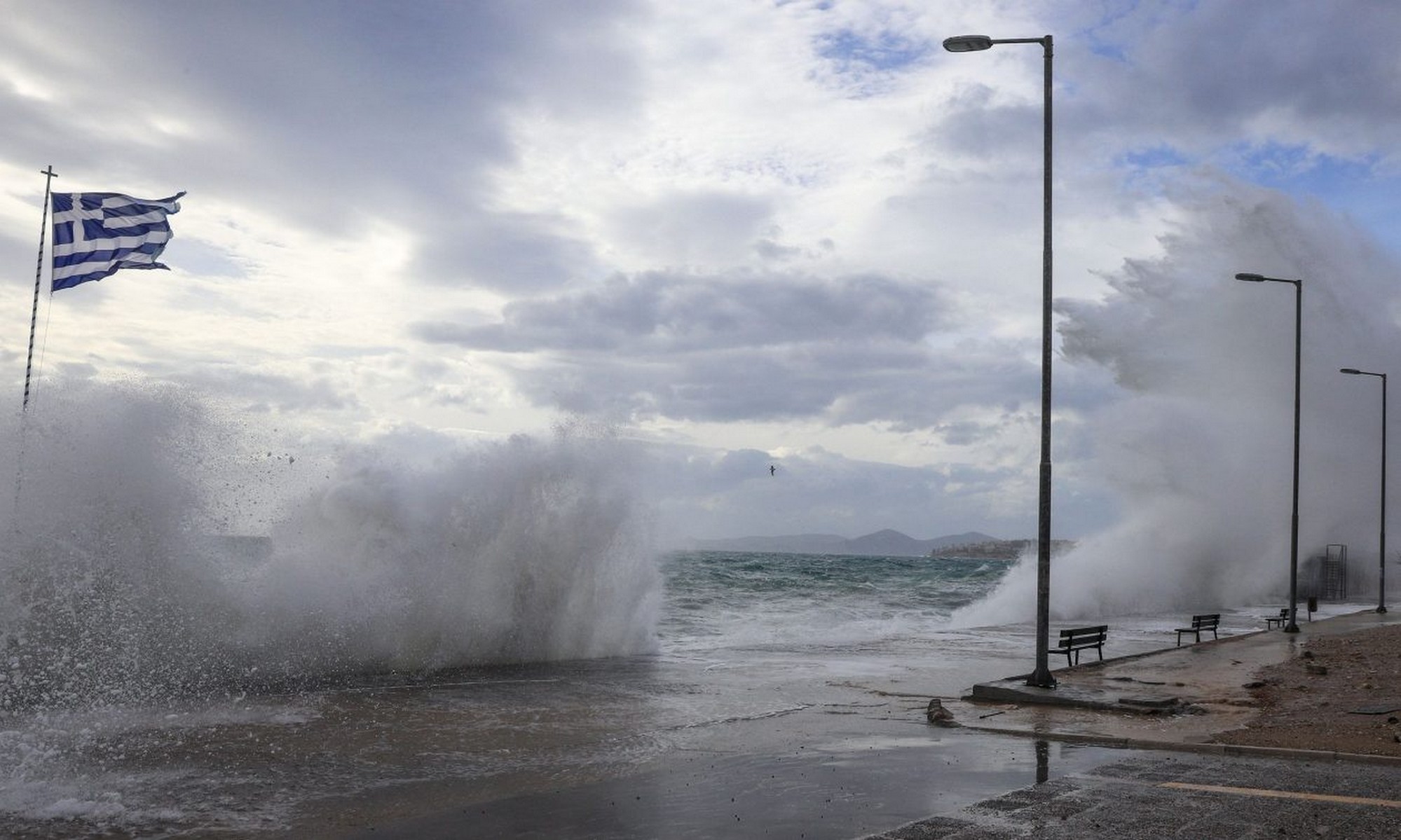 Πολιτική Προστασία: Οι συστάσεις για τους θυελλώδεις ανέμους