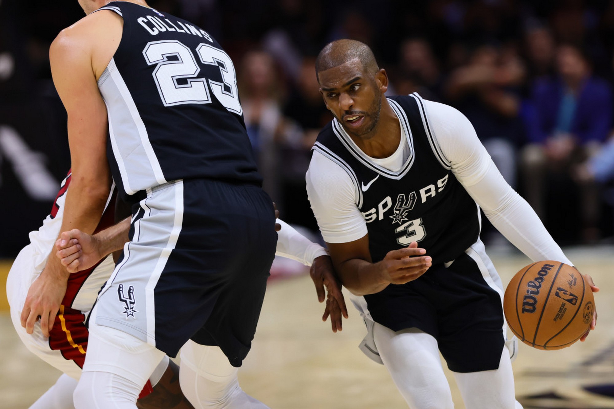 Επιστρέφει στους Κλίπερς ο Κρις Πολ!