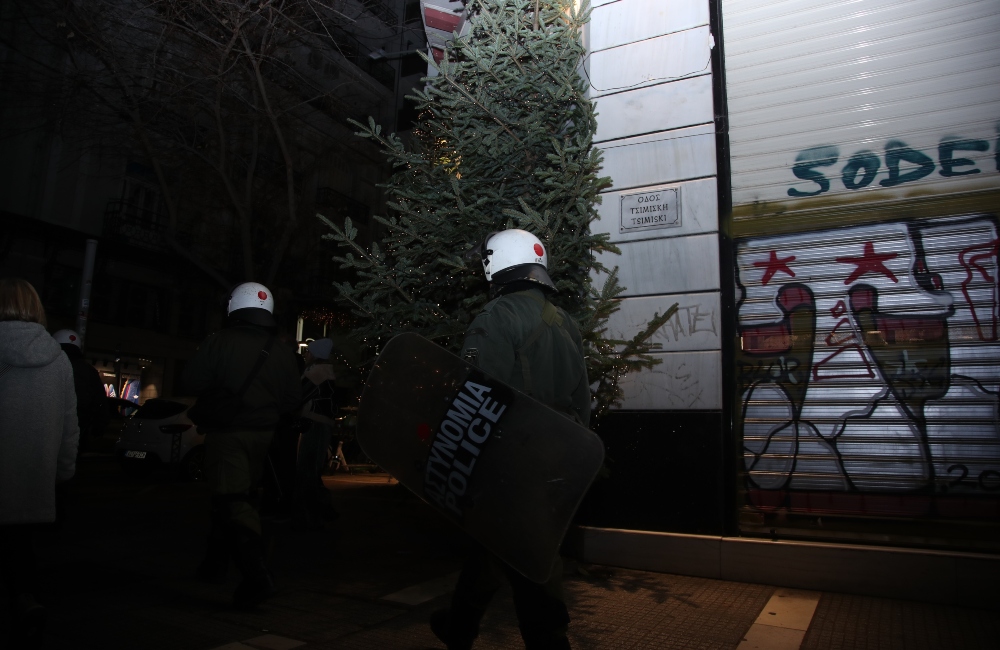 “Κλείνει” το κέντρο της Θεσσαλονίκης ενόψει των πορειών για την επέτειο δολοφονίας του Γρηγορόπουλου (vid)