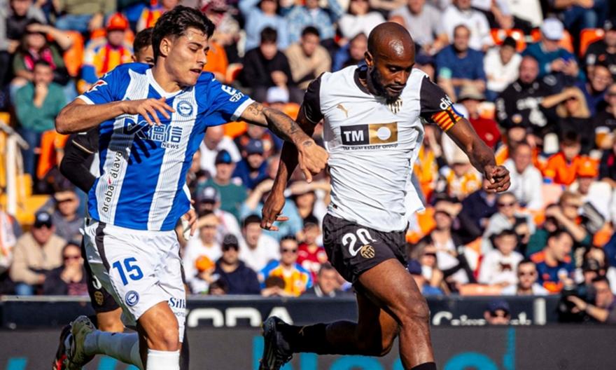 Ζιρόνα – Βαλένθια 1-1: Έμειναν όρθιες και βγήκαν από τη ζώνη του υποβιβασμού οι “νυχτερίδες”