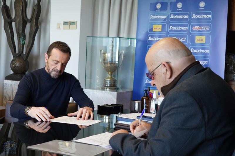 Κύπρος: Ανέλαβε και επίσημα ο Μάντζιος – Άλλοι δύο πρώην του ΑΡΗ μαζί του (vid)