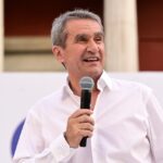 Ο Λοβέρδος που ζητούσε την παραδειγματική τιμωρία, ανέλαβε την υπεράσπισή τους!