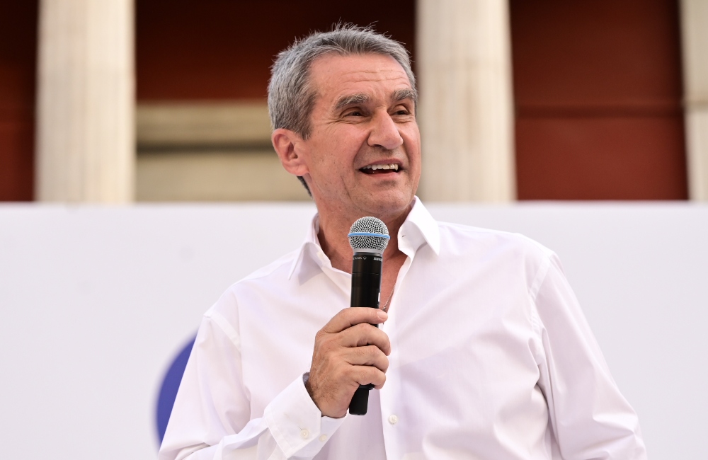 Ο Λοβέρδος που ζητούσε την παραδειγματική τιμωρία, ανέλαβε την υπεράσπισή τους!